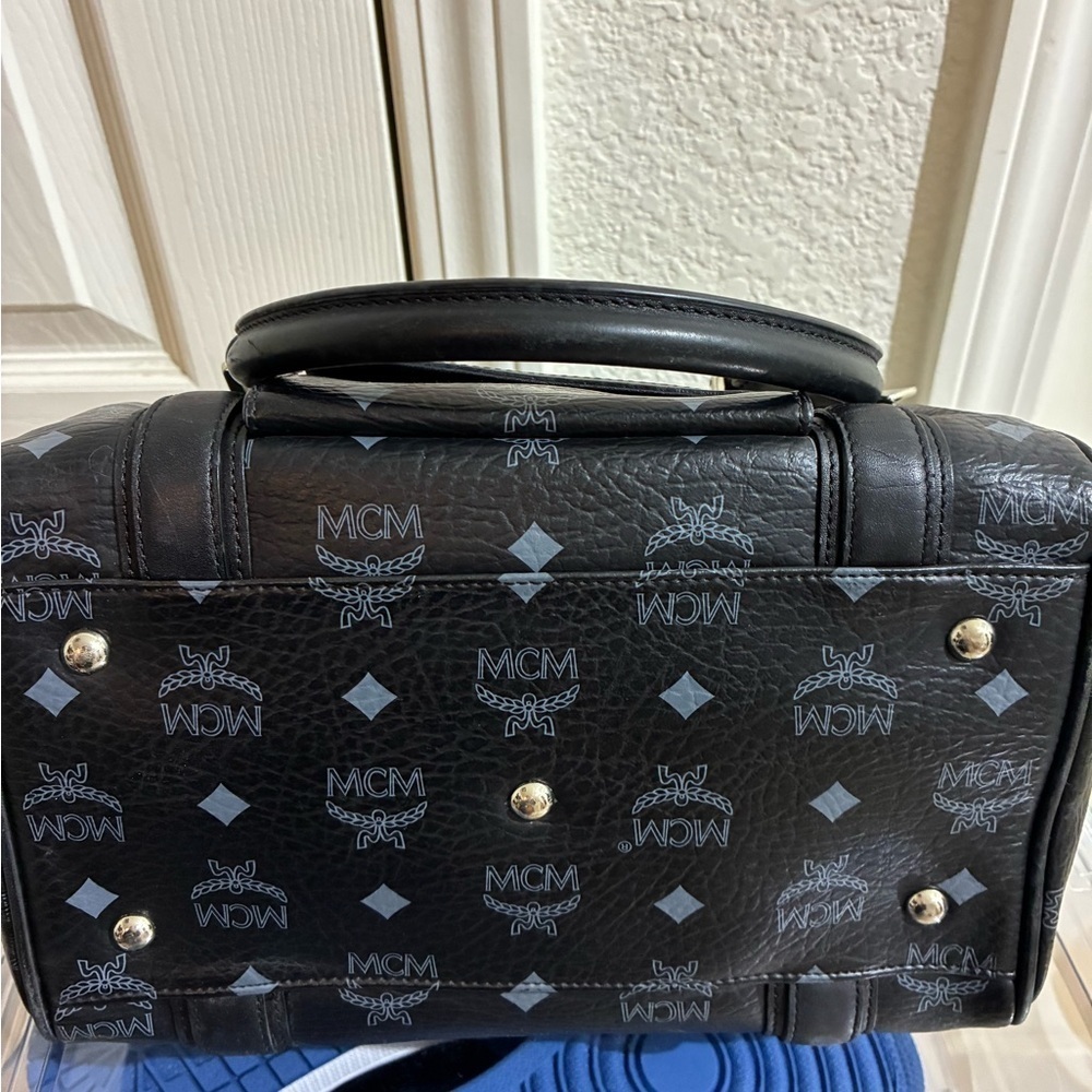 MCM Black and Gray Leather Satchel - Picture 4 of 5